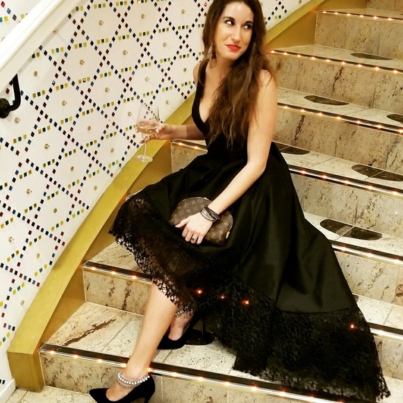 🎉Posh Ambassador!!🎉 - Picture 2 of 4